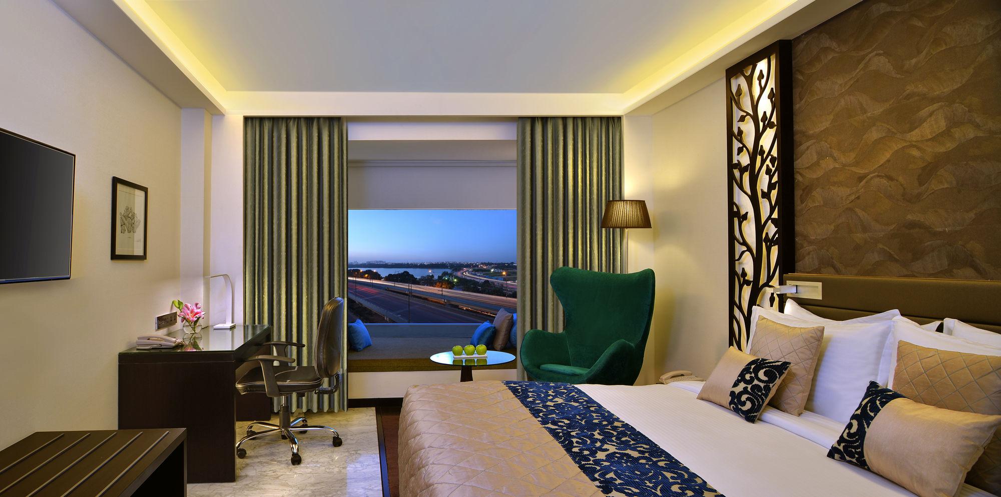 Country Inn&Suites By Radisson, Bengaluru Hebbal Road Bagian luar foto